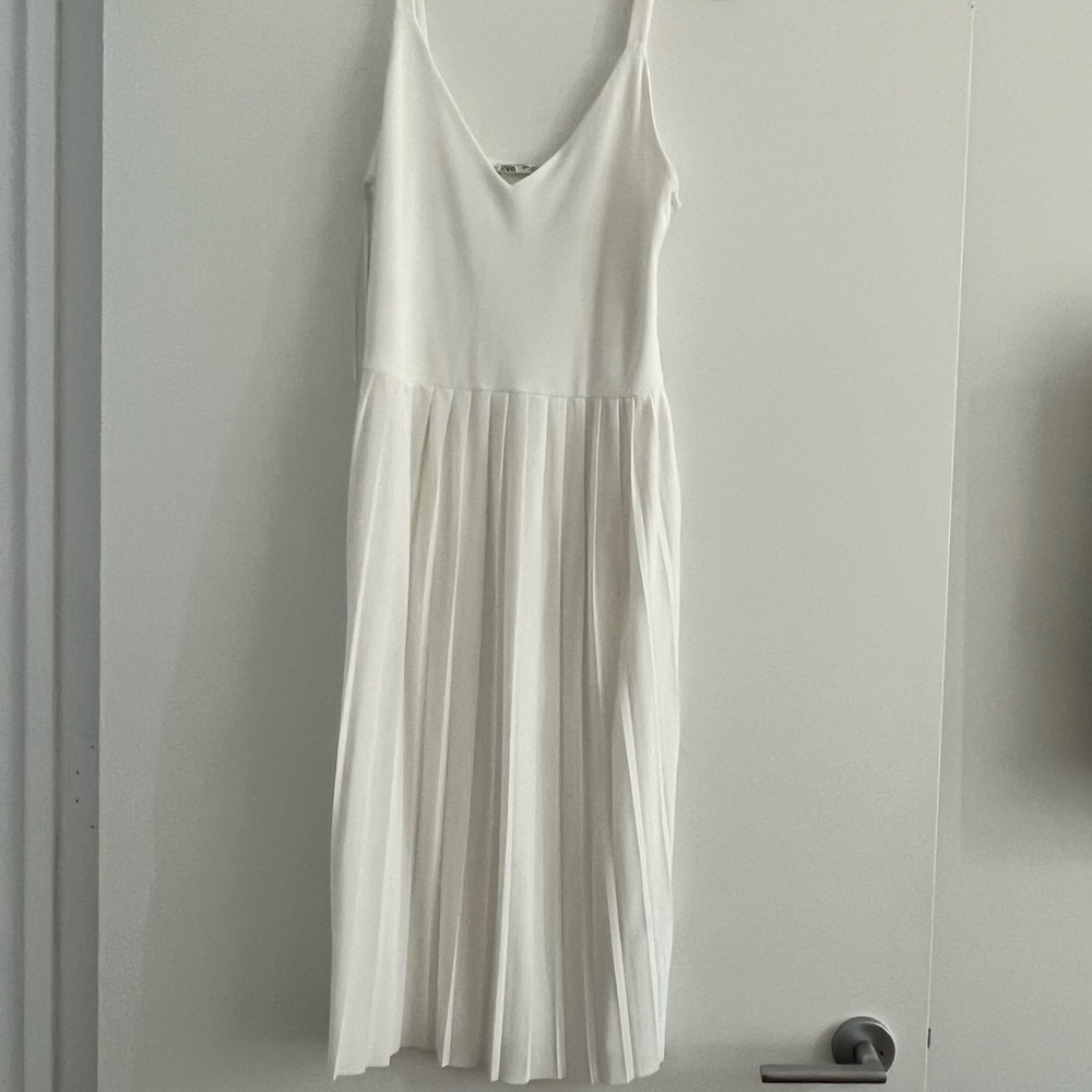 Zara White Midi Dress with Pleated Skirt